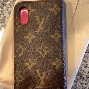 Louis Vuitton folio case
